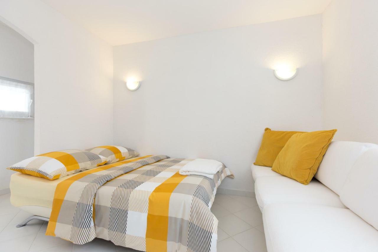 Apartments Bernarda Skrbčići Extérieur photo