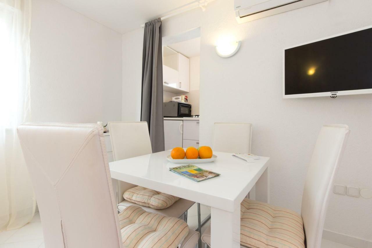 Apartments Bernarda Skrbčići Extérieur photo